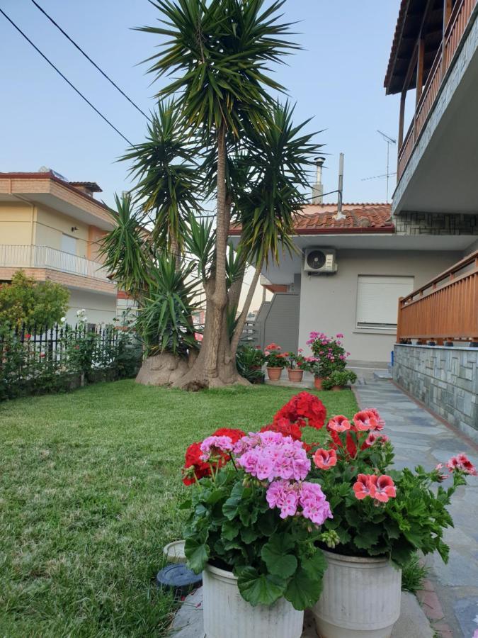 Chriselia Apartman Néa Róda Kültér fotó