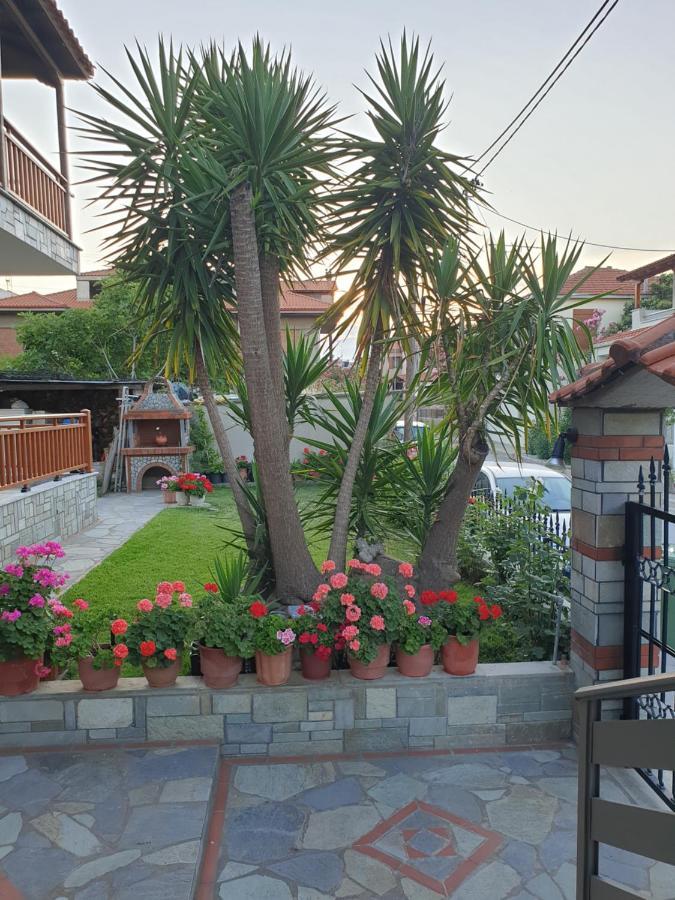 Chriselia Apartman Néa Róda Kültér fotó