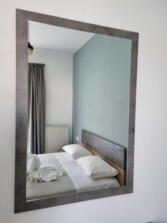 Chriselia Apartman Néa Róda Kültér fotó