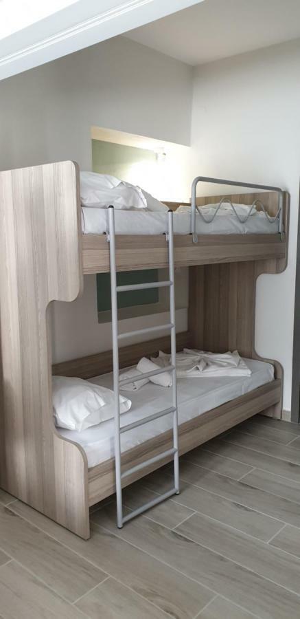 Chriselia Apartman Néa Róda Kültér fotó