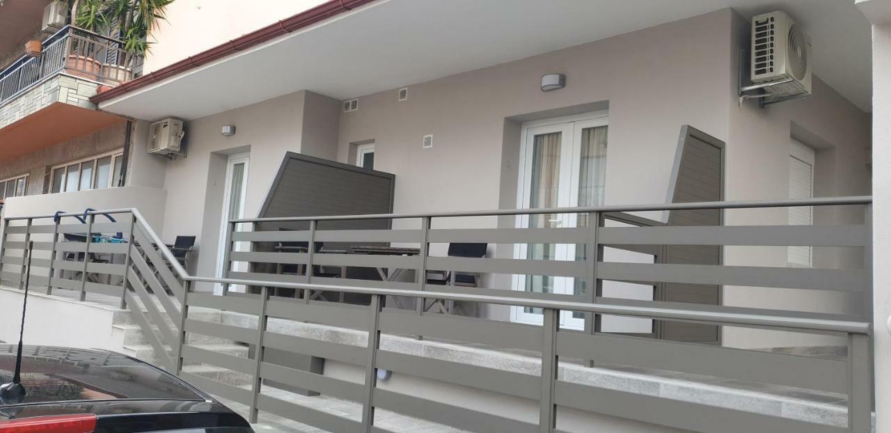 Chriselia Apartman Néa Róda Kültér fotó