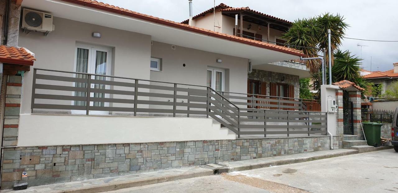Chriselia Apartman Néa Róda Kültér fotó