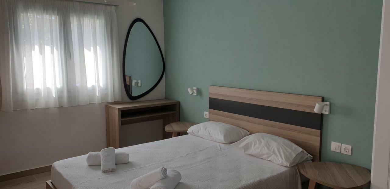 Chriselia Apartman Néa Róda Kültér fotó
